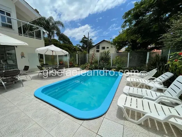 Imagem: Excelente Casa com Piscina Aquecida em Jurere