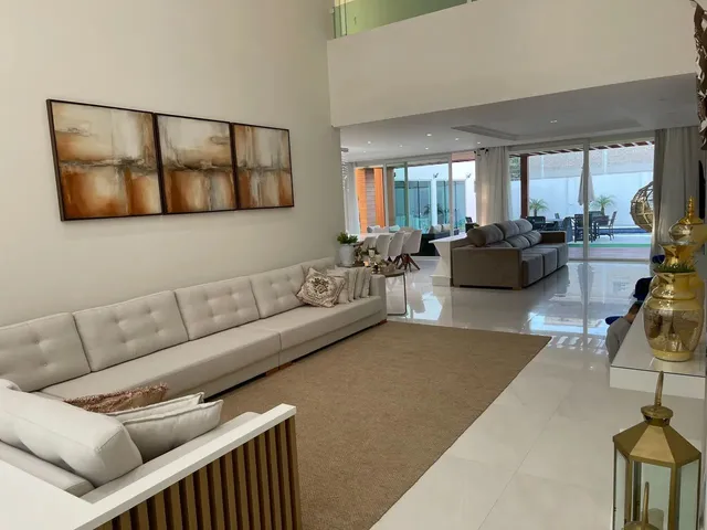 Imagem 2: Casa para Venda com 500 Metros Quadrados com 6 Quartos.