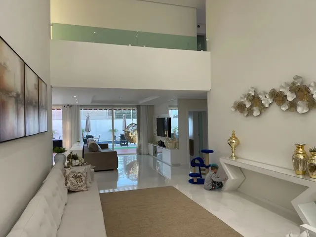 Imagem 11: Casa para Venda com 500 Metros Quadrados com 6 Quartos.