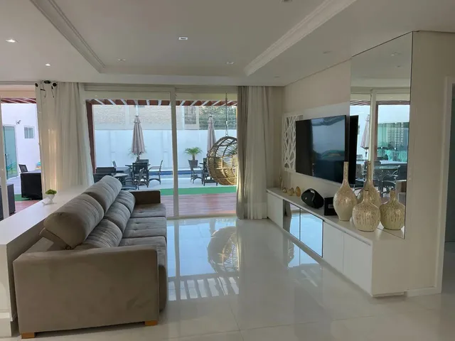 Imagem 10: Casa para Venda com 500 Metros Quadrados com 6 Quartos.