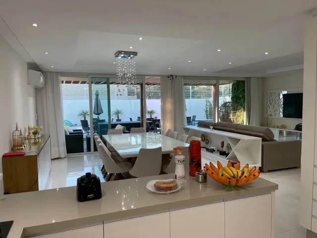 Imagem 6: Casa para Venda com 500 Metros Quadrados com 6 Quartos.