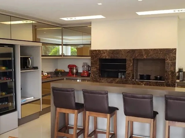 Imagem 5: Casa para Aluguel Possui 700 Metros Quadrados com 5 Quartos