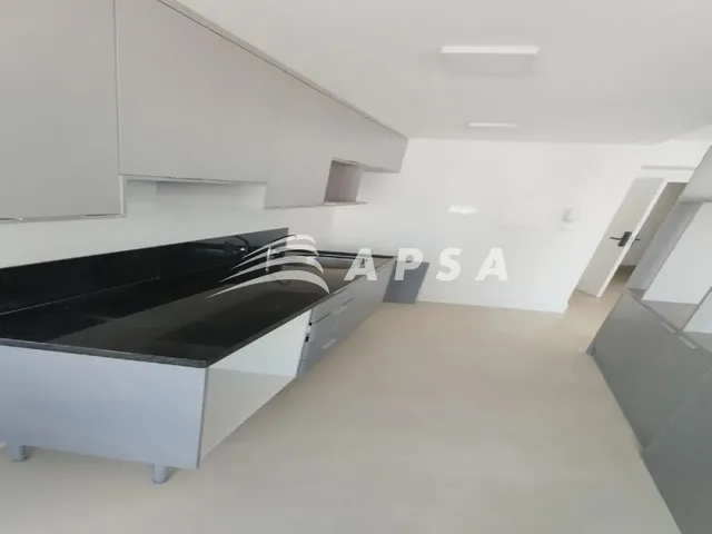 Imagem 8: Encante-Se com Este Apartamento em Um dos Bairros Mais Valorizados da Cidade. Ele Conta Co