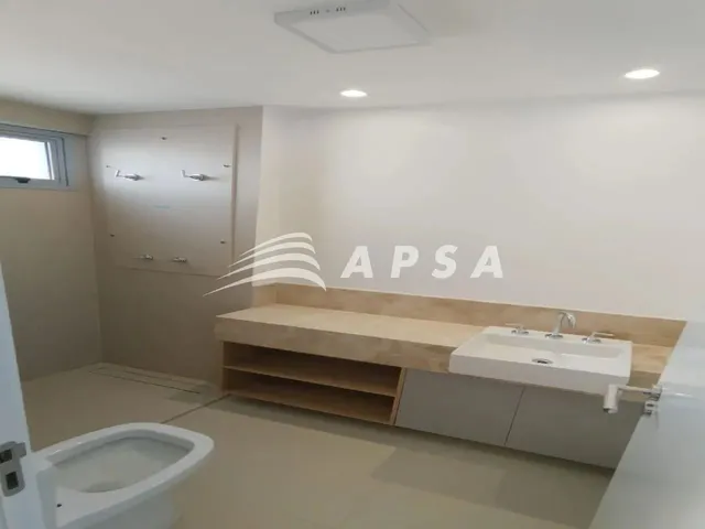 Imagem 2: Encante-Se com Este Apartamento em Um dos Bairros Mais Valorizados da Cidade. Ele Conta Co