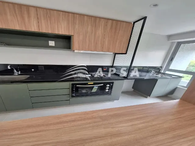 Imagem 12: Descubra o Verdadeiro Significado de Viver com Sofisticação Neste Apartamento de Luxo
