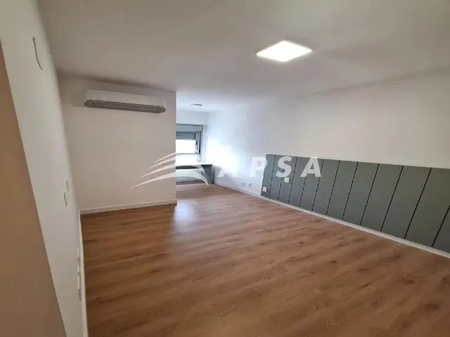 Imagem 3: Descubra o Verdadeiro Significado de Viver com Sofisticação Neste Apartamento de Luxo