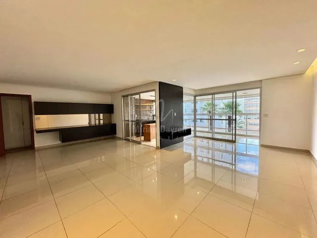 Imagem: Aluguel Apartamento com 4 Quartos (2 Suítes)