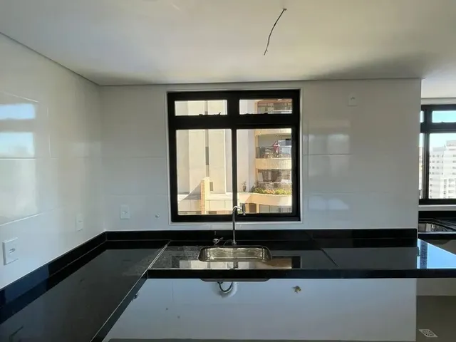 Imagem: Apartamento para Alugar com 3 Quartos, Sendo