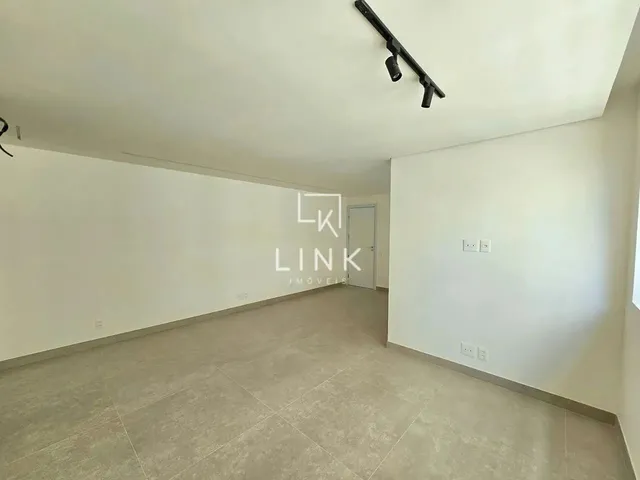 Imagem 11: Locação Residencial na Savassi - 2 Quartos com Duas Suítes e 2 Vagas de Garagem