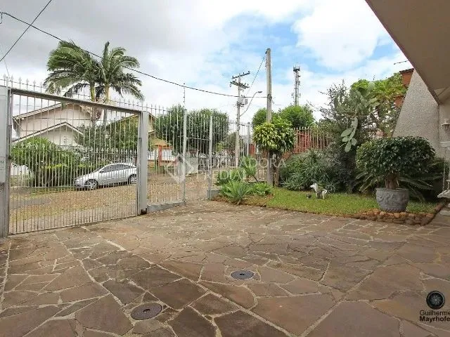 Imagem 14: Torro Excelente Casa de 3 Quartos de Barbada no Bairro Jardim Europa a Preço de Terreno