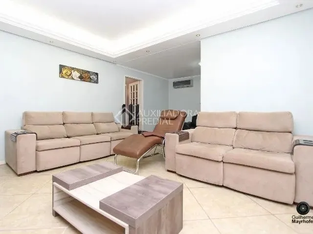 Imagem 16: Torro Excelente Casa de 3 Quartos de Barbada no Bairro Jardim Europa a Preço de Terreno