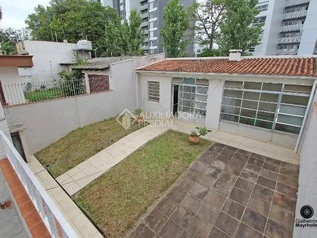 Imagem 10: Torro Excelente Casa de 3 Quartos de Barbada no Bairro Jardim Europa a Preço de Terreno