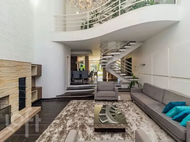 Imagem: Casa À Venda em Vila Jardim com 480 M²