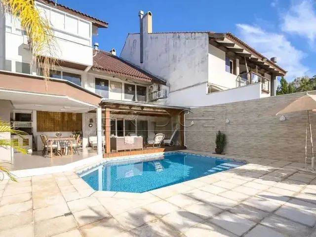 Imagem: Casa com 4 Dormitórios e 500M² no Boa