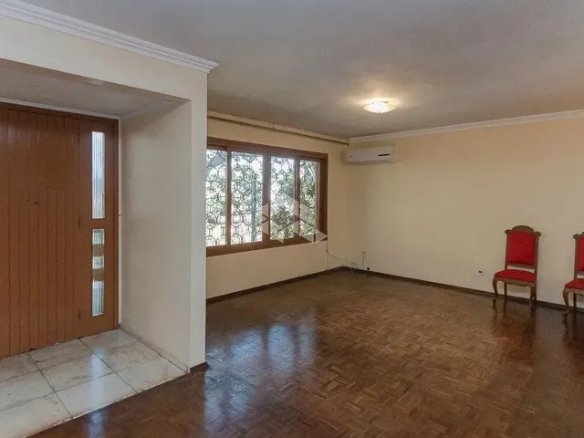 Imagem: Casa À Venda com 5 Quartos, 4 Vagas/Box