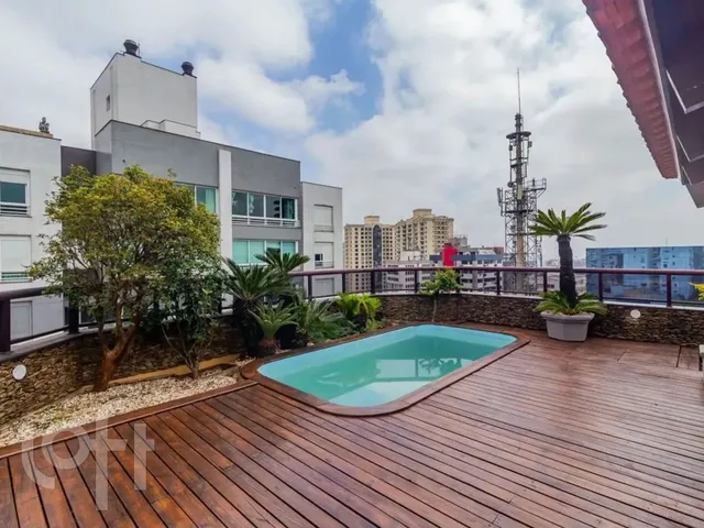 Imagem 4: Apartamento À Venda em Petrópolis com 337 M², 3 Quartos, 1 Suíte, 2 Vagas
