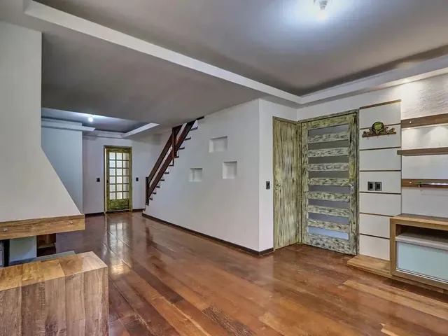 Imagem 7: Rocca Imobiliária Vende Casa em Condomínio Com198M² e 4 Quartos - Três Figueiras