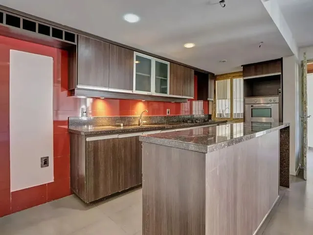 Imagem 11: Rocca Imobiliária Vende Casa em Condomínio Com198M² e 4 Quartos - Três Figueiras