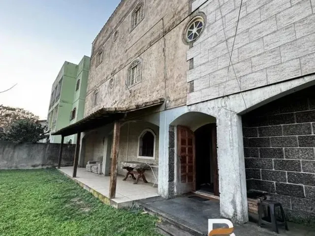 Imagem 10: Apartamento para Venda em Saquarema, Coqueiral, 2 Dormitórios, 2 Suítes, 3 Banheiros, 2