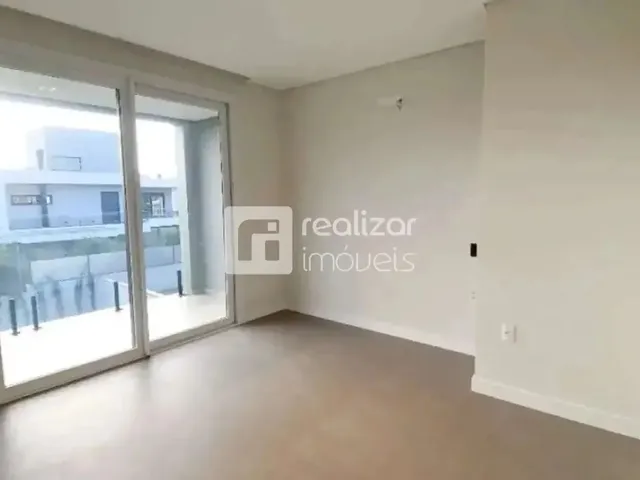 Imagem 2: Casa 4 Quartos no Bairro Campeche - Florianópolis