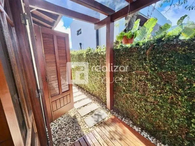 Imagem 11: Casa 4 Suites no Bairro Rio Tavares Florianópolis