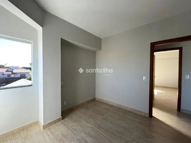 Imagem 5: Apartamento com 2 Dormitórios para Alugar, 62M² - Carianos - Florianópolis/Sc