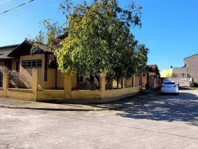 Imagem: Casa com 3 Quartos no Novo Campeche - Próxima
