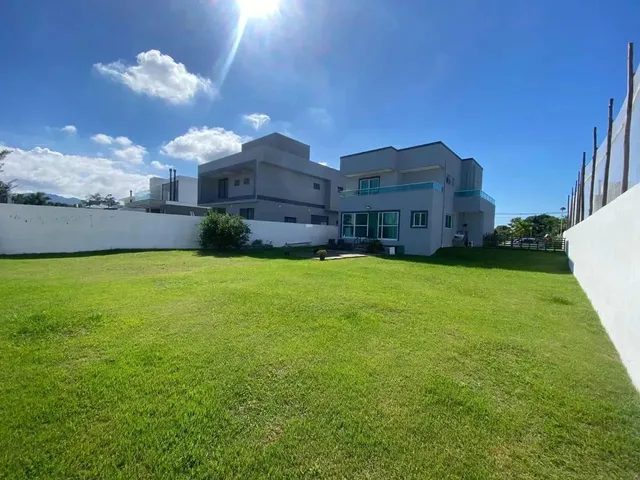 Imagem 2: Imóvel para Aluguel Tem 210 Metros Quadrados com 3 Quartos em Campeche - Florianópolis