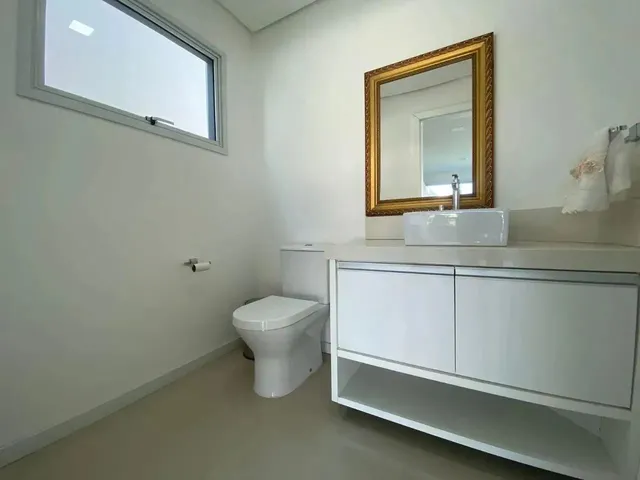 Imagem 14: Imóvel para Aluguel Tem 210 Metros Quadrados com 3 Quartos em Campeche - Florianópolis