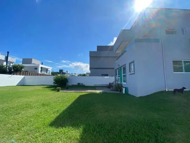 Imagem 12: Imóvel para Aluguel Tem 210 Metros Quadrados com 3 Quartos em Campeche - Florianópolis