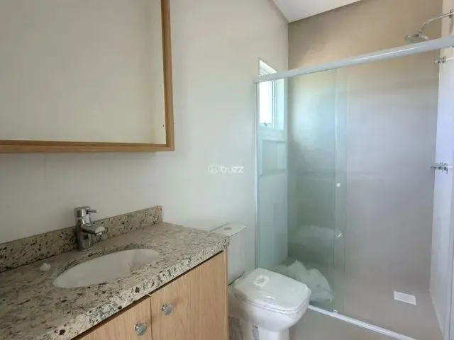 Imagem 8: Imóvel para Aluguel com 230 Metros Quadrados com 3 Quartos em Rio Tavares