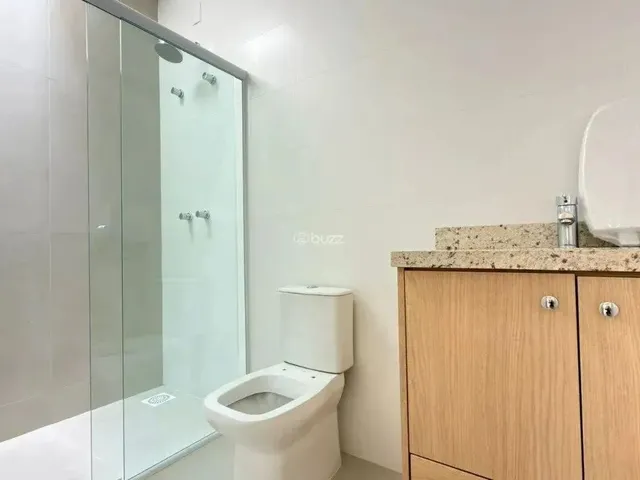 Imagem 14: Imóvel para Aluguel com 230 Metros Quadrados com 3 Quartos em Rio Tavares