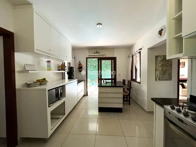 Imagem 14: Casa com 6 Dormitórios para Vender Ou Alugar, 350M² - Campeche - Florianópolis/Sc