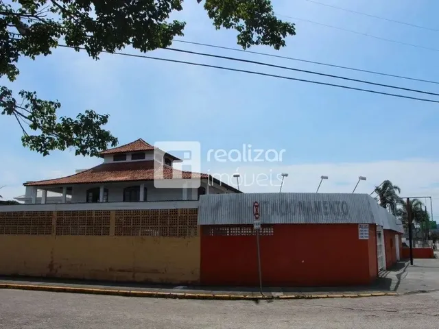 Imagem 7: Casa Comercial/Residencial 03 Quartos no Bairro Carianos - Florianópolis