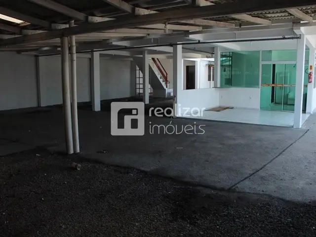 Imagem 5: Casa Comercial/Residencial 03 Quartos no Bairro Carianos - Florianópolis