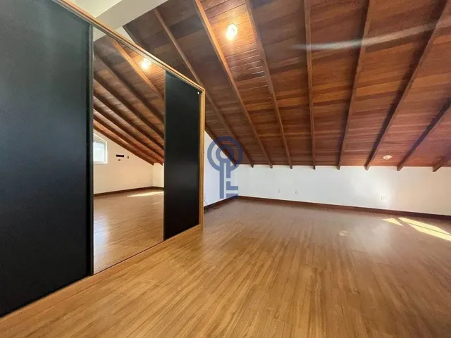 Imagem 3: Casa com 4 Dormitórios no Campeche