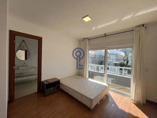 Imagem 13: Casa com 4 Dormitórios no Campeche
