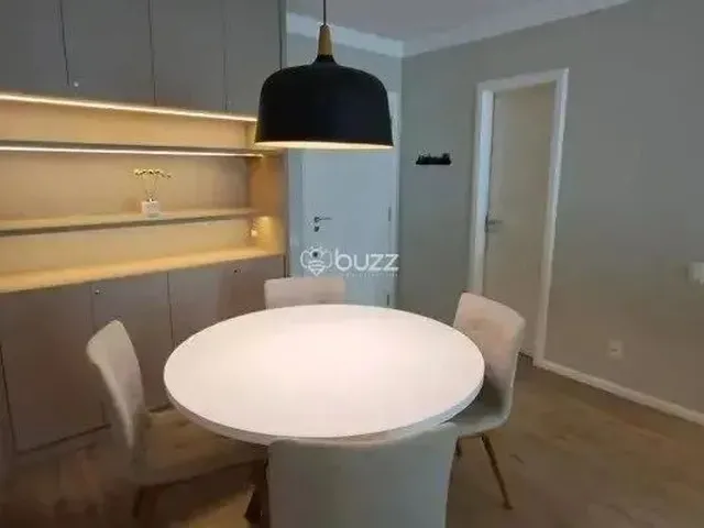 Imagem 2: Apartamento 3 Dormitórios Mobiliado no Campeche