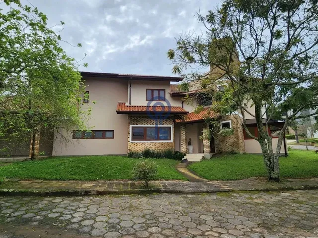 Imagem: Casa em Condomínio com 4 Dormitórios no