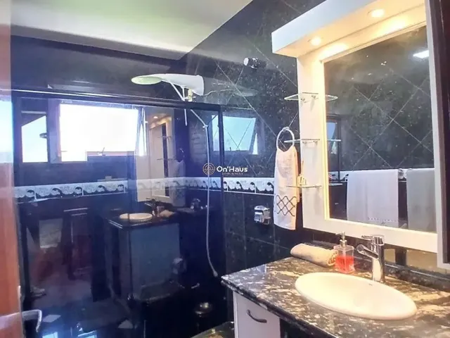 Imagem 4: Casa com 3 Dormitorios com Piscina no Bairro Campeche, em Flroianopolis