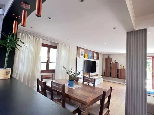 Imagem 12: Casa 3 Dormitórios Mobiliada em Condomínio Fechado Campeche, Florianópolis