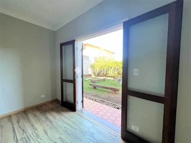 Imagem 2: Casa em Condomínio Fechado, com 5 Suítes para Alugar, 334M² - Campeche