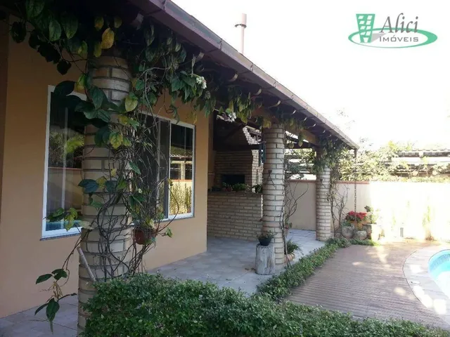 Imagem: Casa com 4 Dormitórios para Alugar, 200