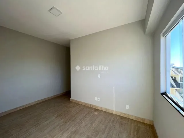 Imagem 3: Apartamento com 2 Dormitórios para Alugar, 72M² - Carianos - Florianópolis/Sc