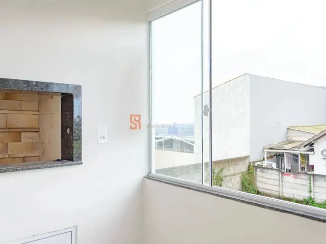 Imagem 2: Carianos Apartamento com 2 dormitórios