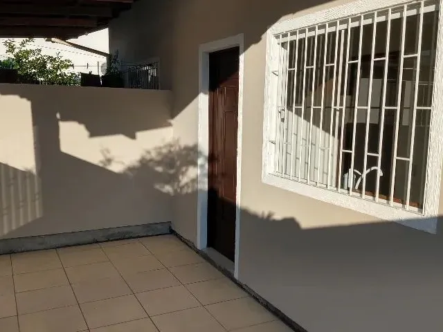 Imagem 8: Casa 1 Quarto e Garagem Carianos