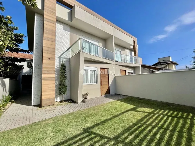 Imagem 1: Casa com 3 Dormitórios para Alugar, 127M² - Campeche - Florianópolis/Sc