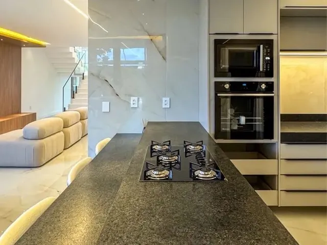Imagem 9: Casa Moderna de Alto Padrão para Aluguel no Alphaville Cidade Alpha