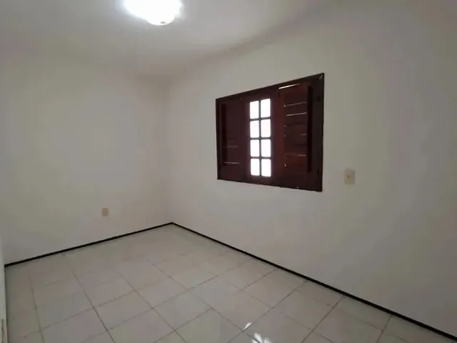 Imagem 12: Sobrado para Aluguel Tem 150 Metros Quadrados com 5 Quartos em Urucunema - Eusébio - Ce