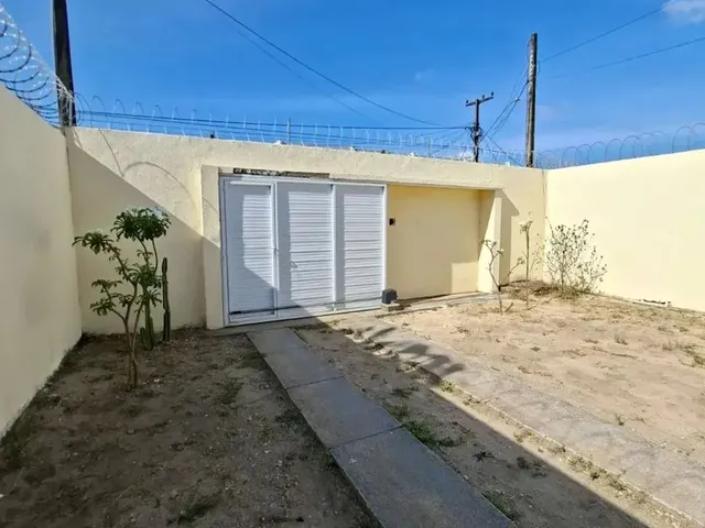 Imagem 8: Sobrado para Aluguel Tem 150 Metros Quadrados com 5 Quartos em Urucunema - Eusébio - Ce
